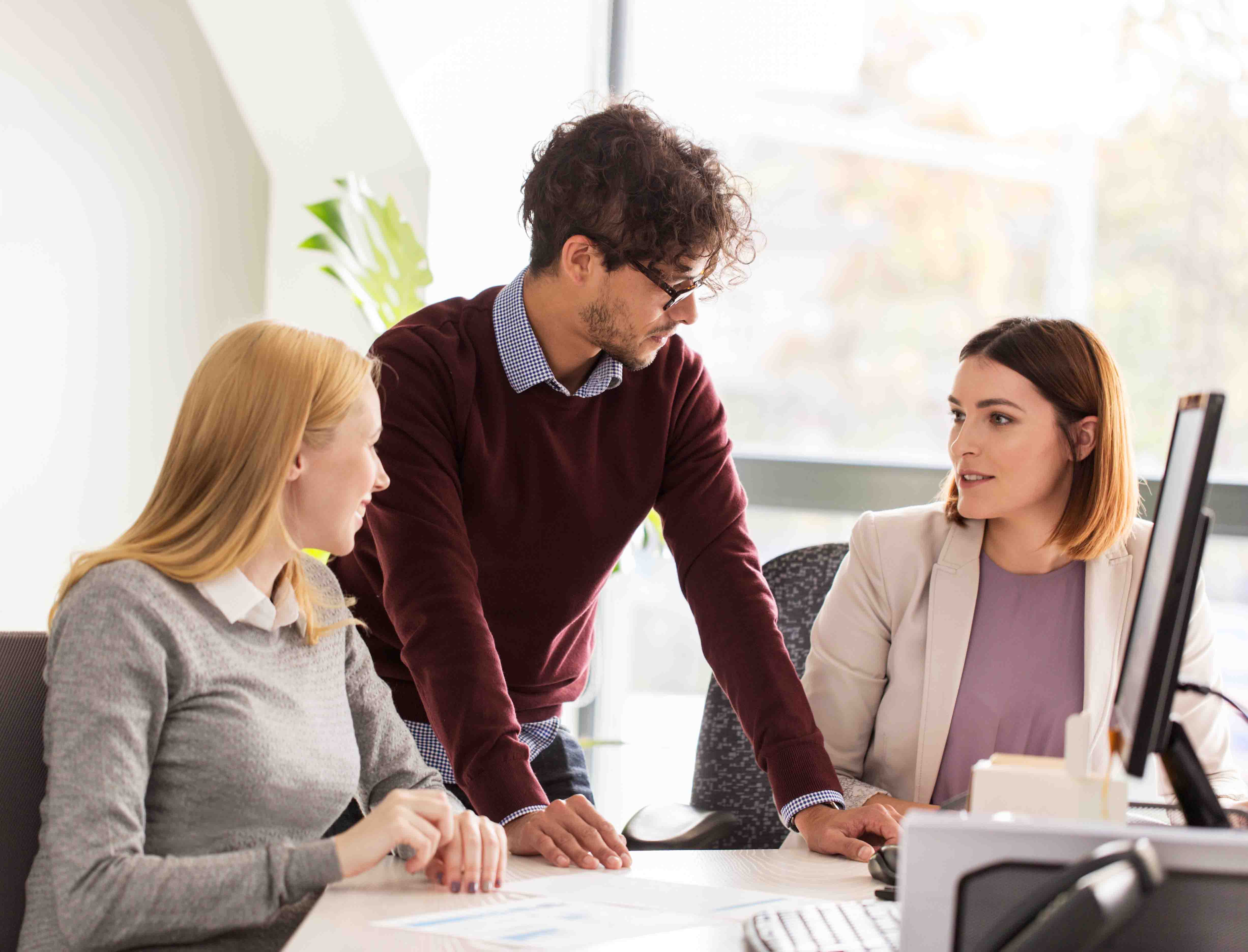 Zoho One Consulting Services: How Zoho Experts Help Businesses Automate, Integrate, and Scale