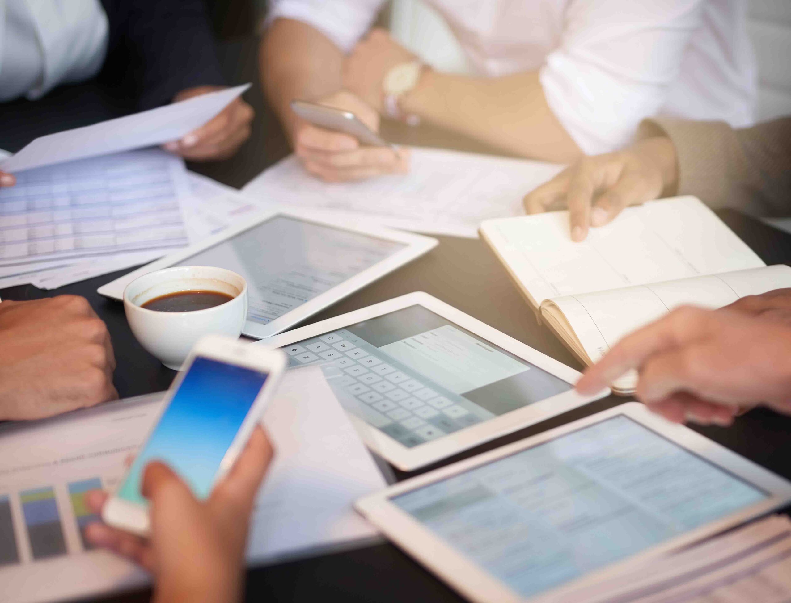 Zoho Analytics vs Tableau vs Power BI